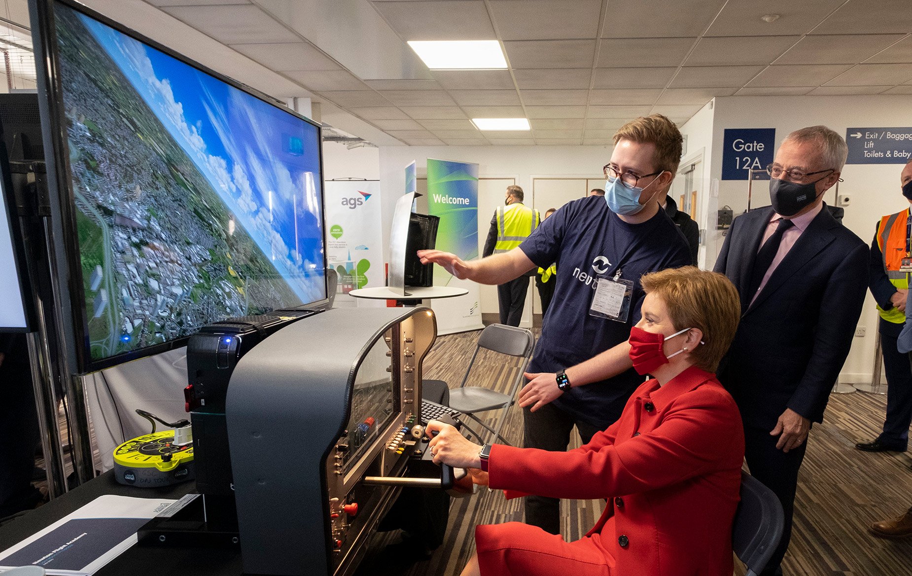 The First Minister, Nicola Sturgeon tried out one of the simulators today at Glasgow Airport, following the launch of the Newton Flight Academy in Glasgow.