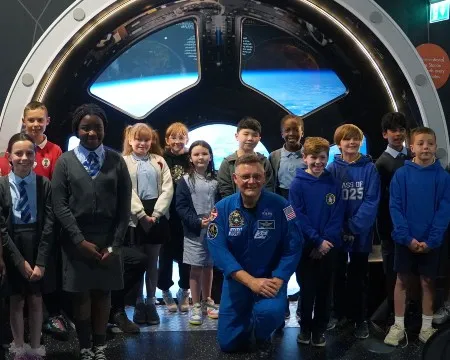 School pupils meet NASA experts 